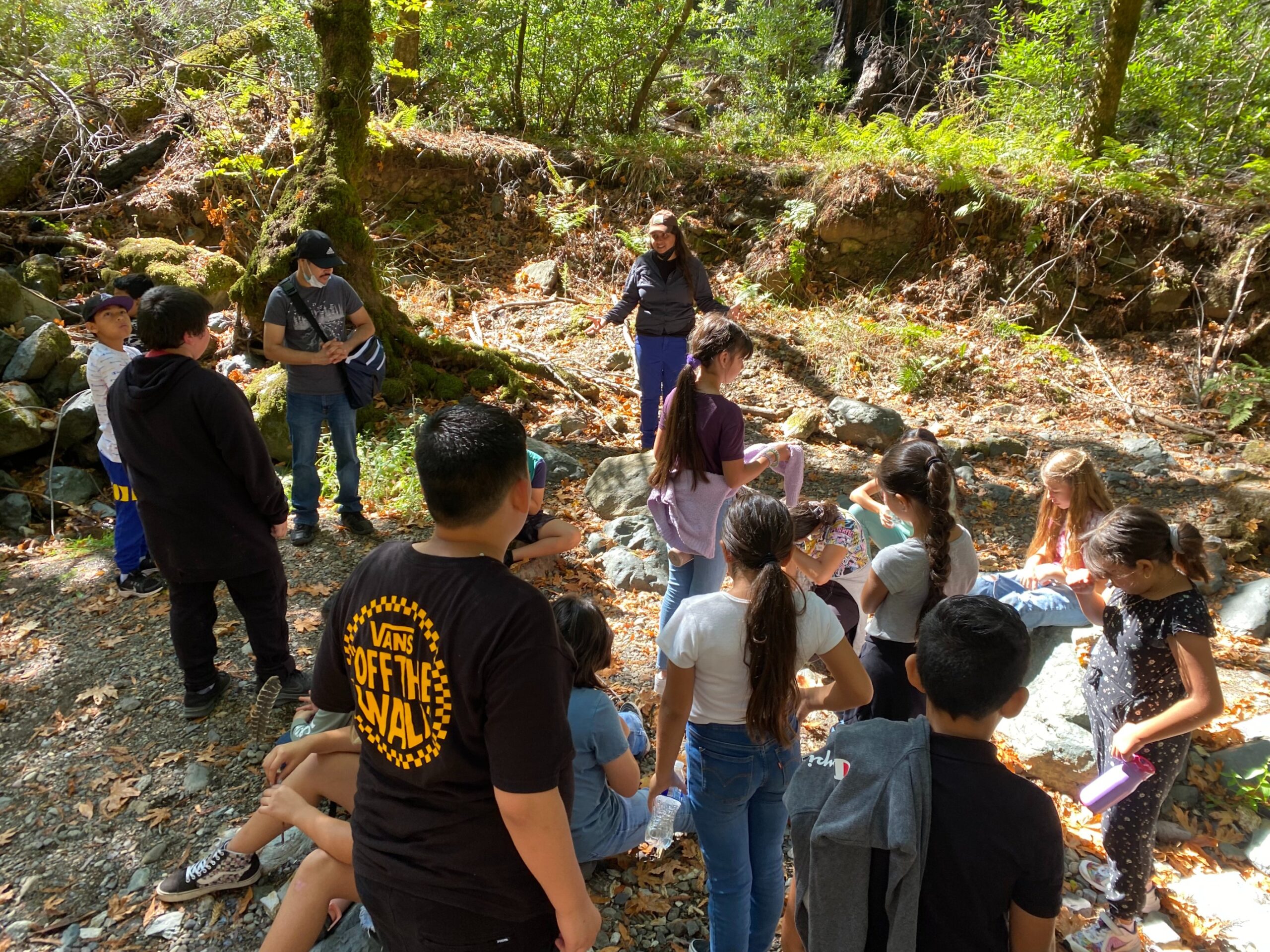 Watershed Education Program Returns to Fully In-Person for 2022-2023! | ¡El programa de educación de la cuenca hidrográfica en persona a escuelas durante el 2022-2023! | Sonoma Ecology Center